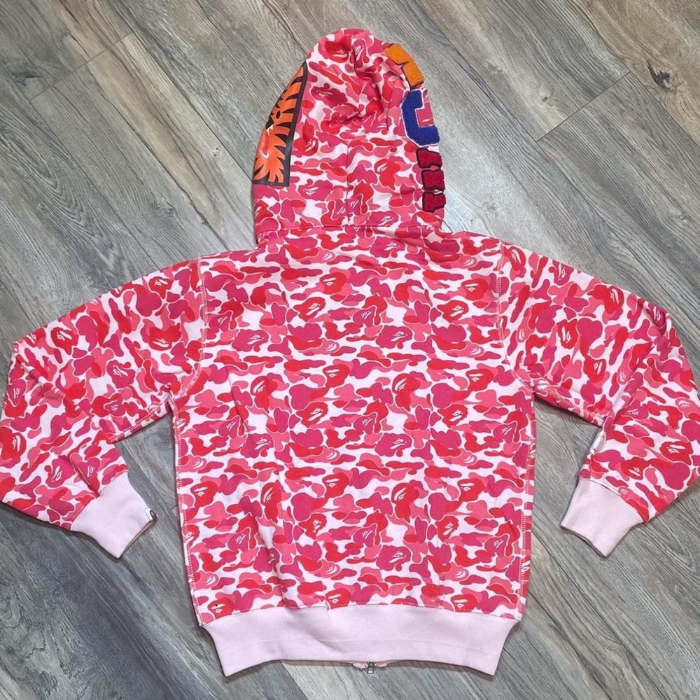 Bape zip up hoodie